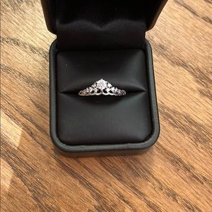 Pandora ring